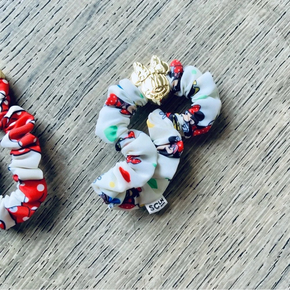 NWOT📚 Stoney Clover Lane x Disney Scrunchies Set
